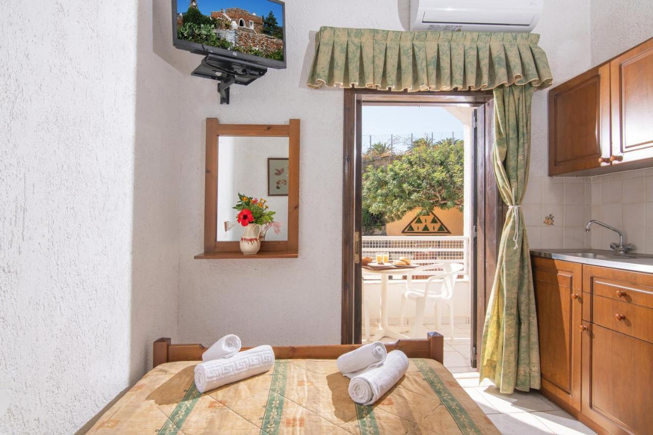 Iliostasi Beach Apartments 헐소니소스 외부 사진