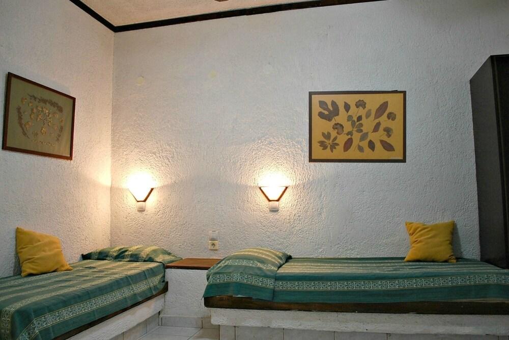 Iliostasi Beach Apartments 헐소니소스 외부 사진