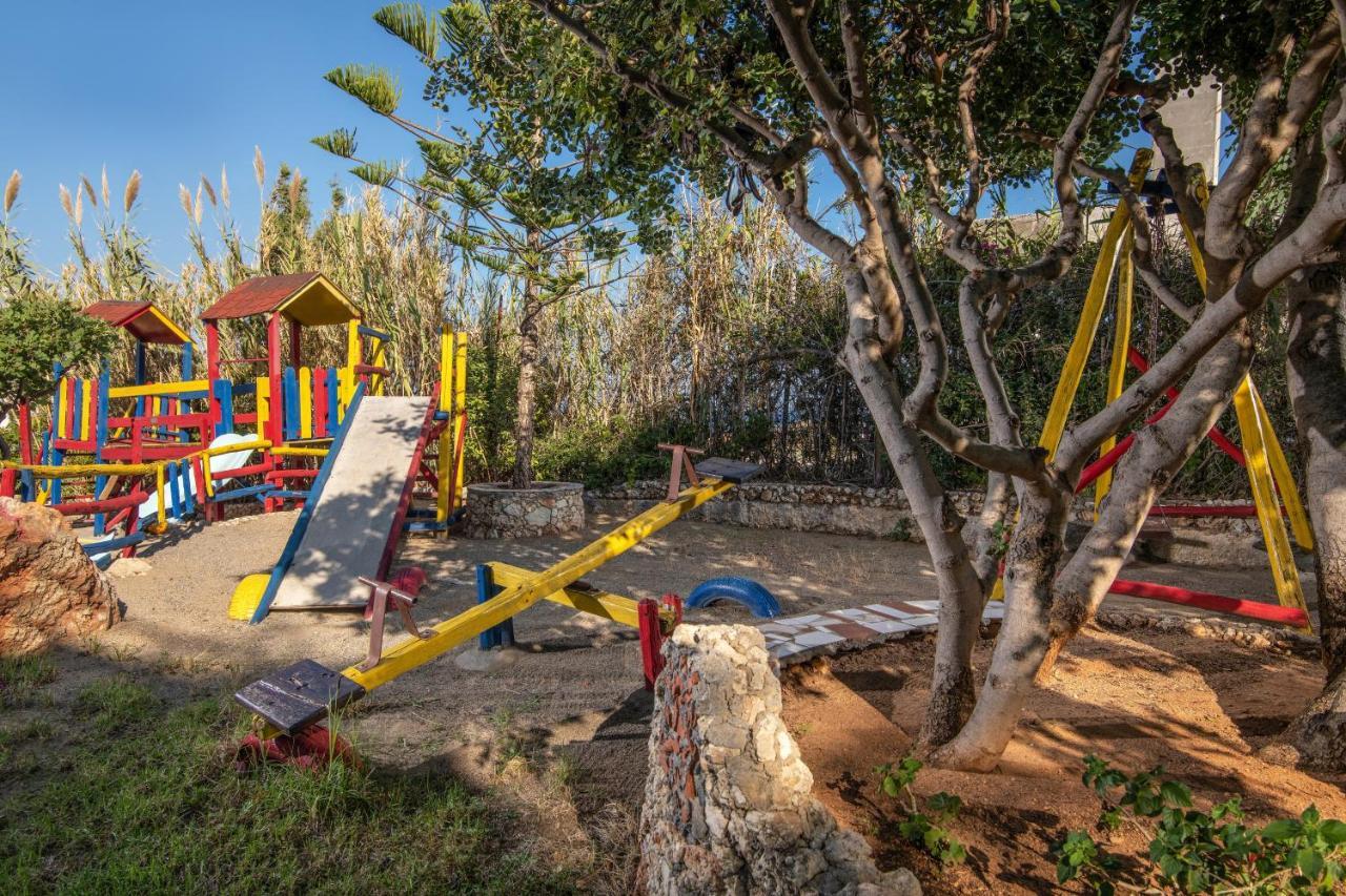 Iliostasi Beach Apartments 헐소니소스 외부 사진