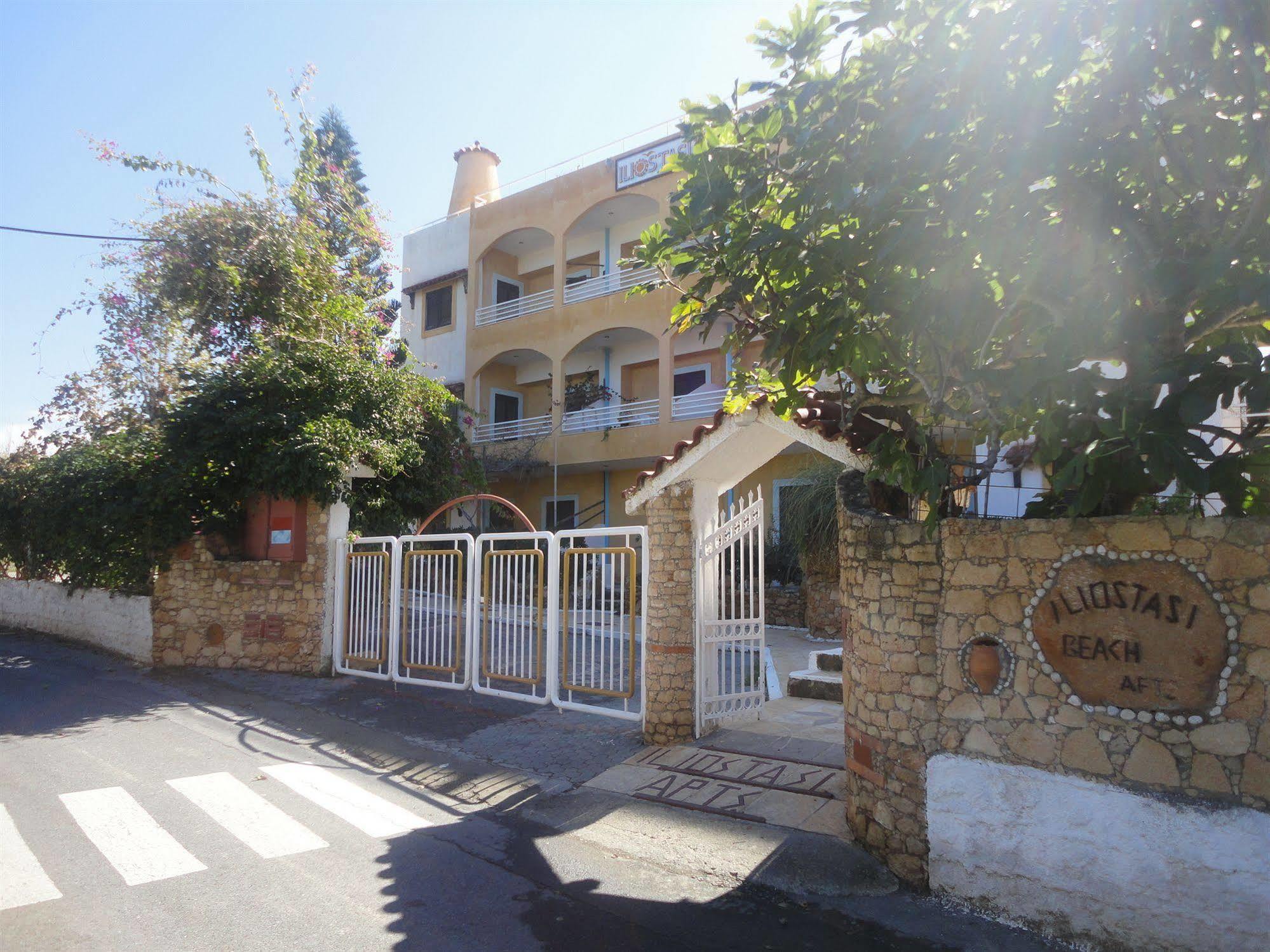 Iliostasi Beach Apartments 헐소니소스 외부 사진